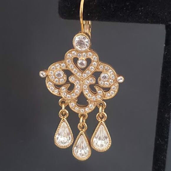 VTG Joan Rivers Chandelier‎ Gold Tone Clear Crystal Dangle Earrings Lever Back - Picture 4 of 4